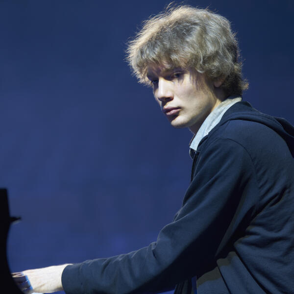 Ivan Bessonov - Думка