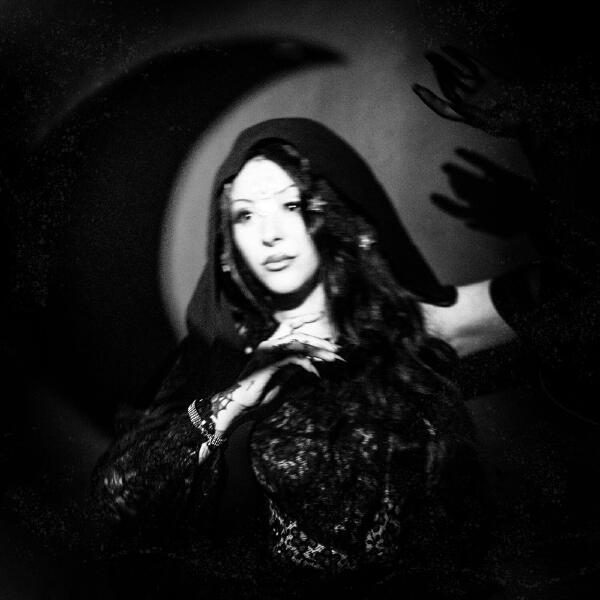 Lexxe - Daughters of Chaos