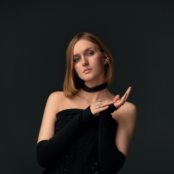 АНОХИНА - целую, прощаю