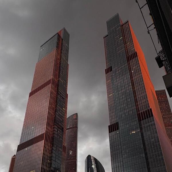 Mum1N - Big City Life