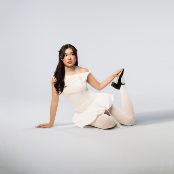 Claudia - Girl Best Friend