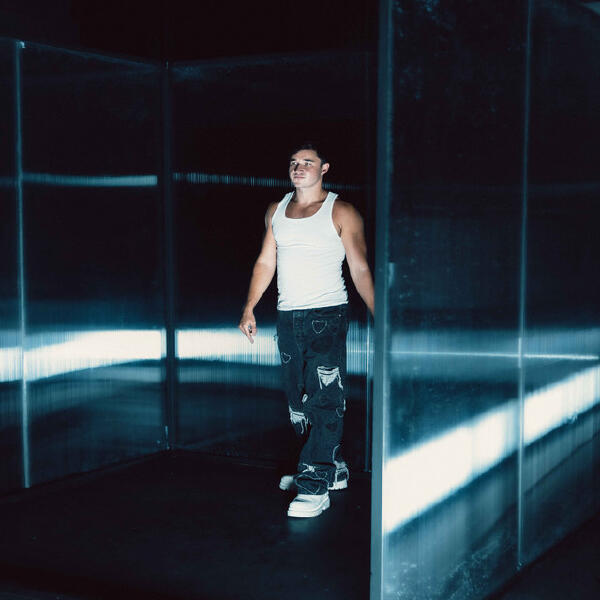 John Summit, Inez - crystallized (feat. Inéz)