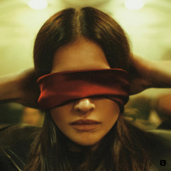 Абрикоса - С закрытыми глазами