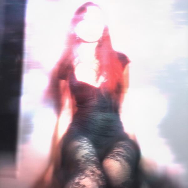 OVERHØUSE - GAROTA MUITO MÁ