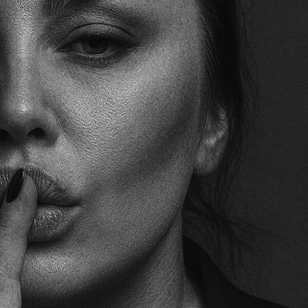 Jeny Vesna - Живи