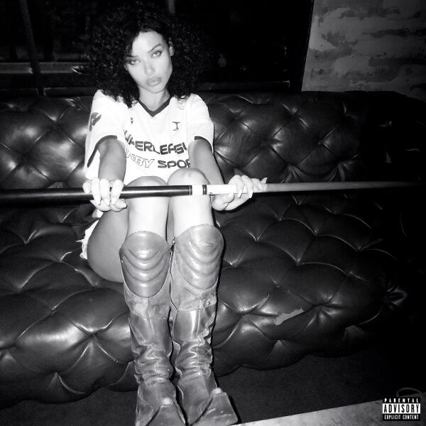 Rumelis - Don't Fall In Love (Slowed)