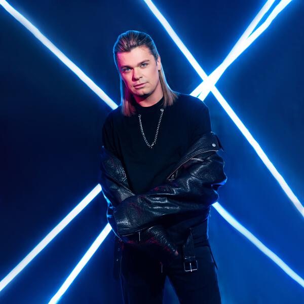 Илья Гуров - Косатки касаются волн (INTRO)