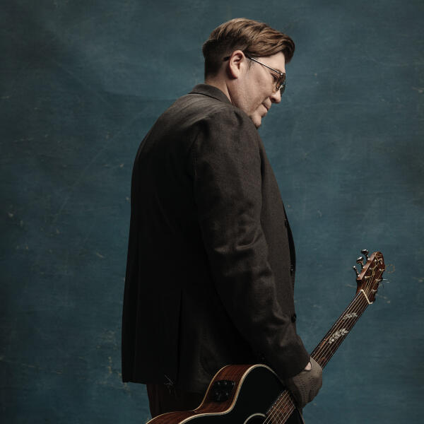 ХАРИЗМАТИКА - Невиновен