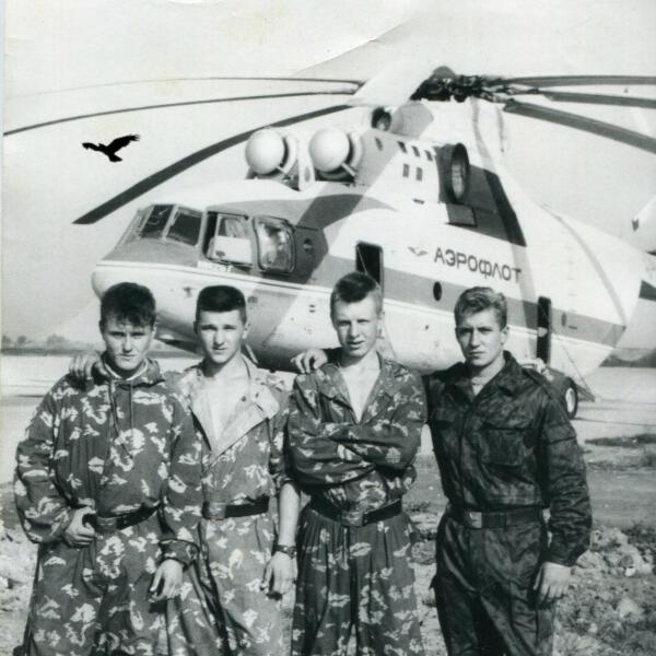 КОКШЕР - Серое небо с оттенками красного